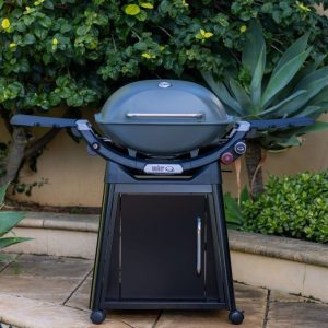 Weber Family Q+ Premium (Q3200N+) Gas Barbecue (LPG)