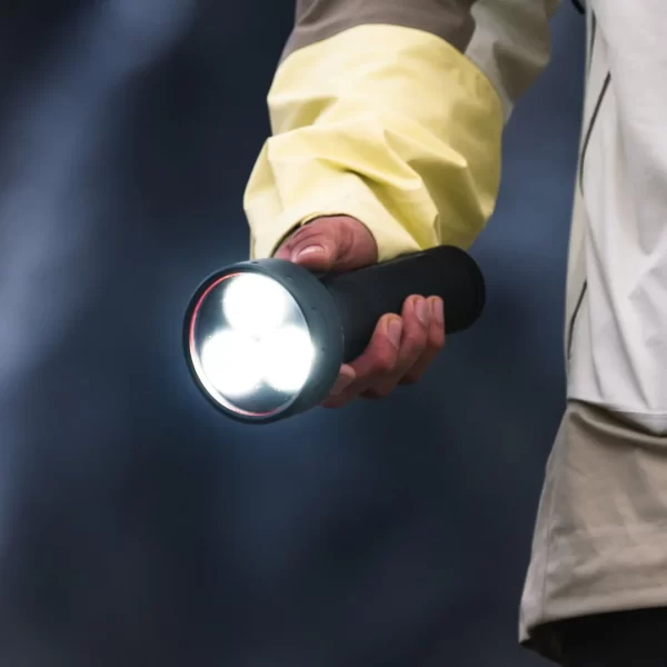 LedLenser P18R Signature Torch - Image 4