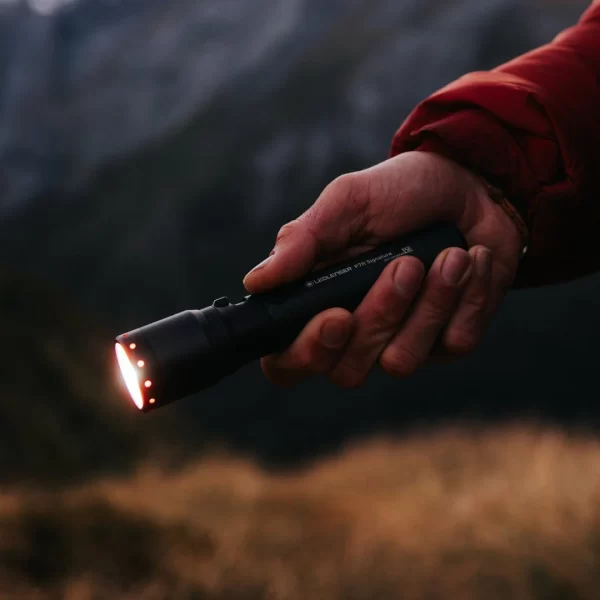 LedLenser P7R Signature Torch - Image 3