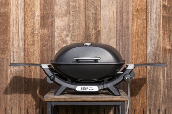 Weber Q Premium (Q2200N) Gas Barbecue (LPG)