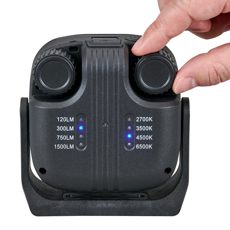 Oztrail Lumos DialBright 1500L Light - Image 4