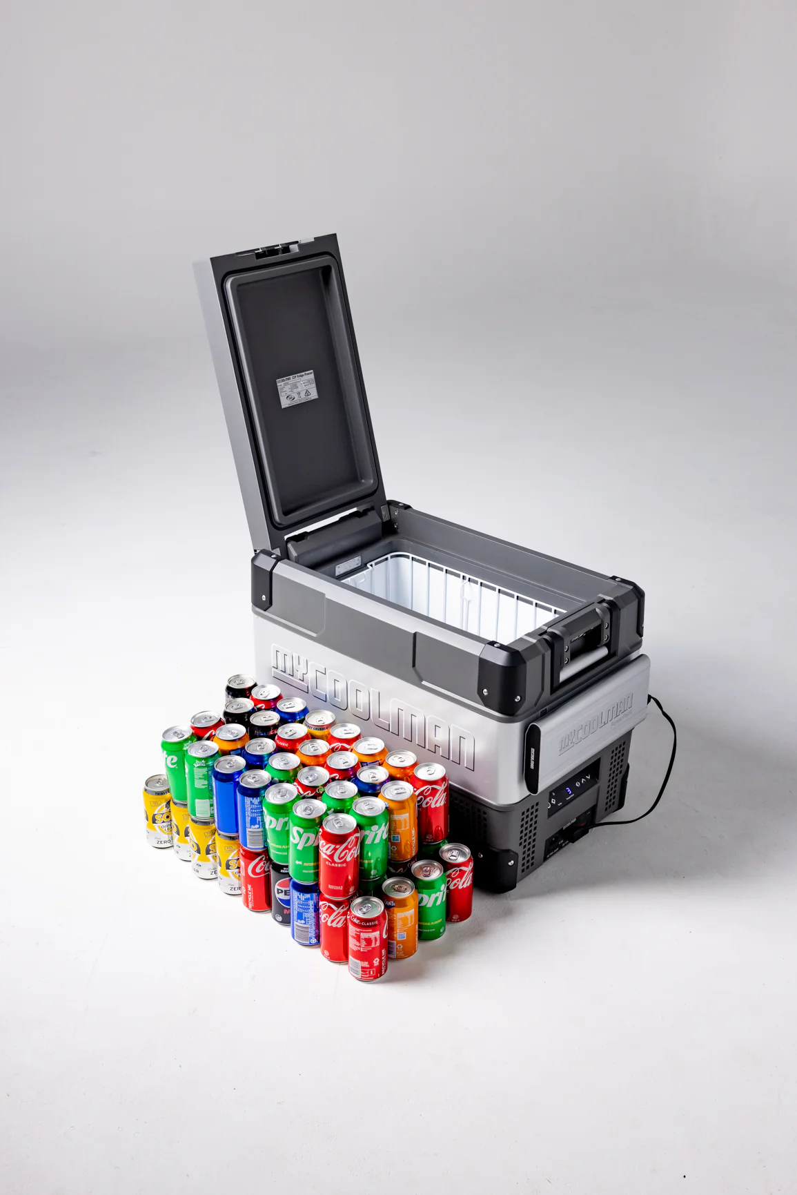 MYCOOLMAN 44L 'The Weekender' Fridge - Image 2